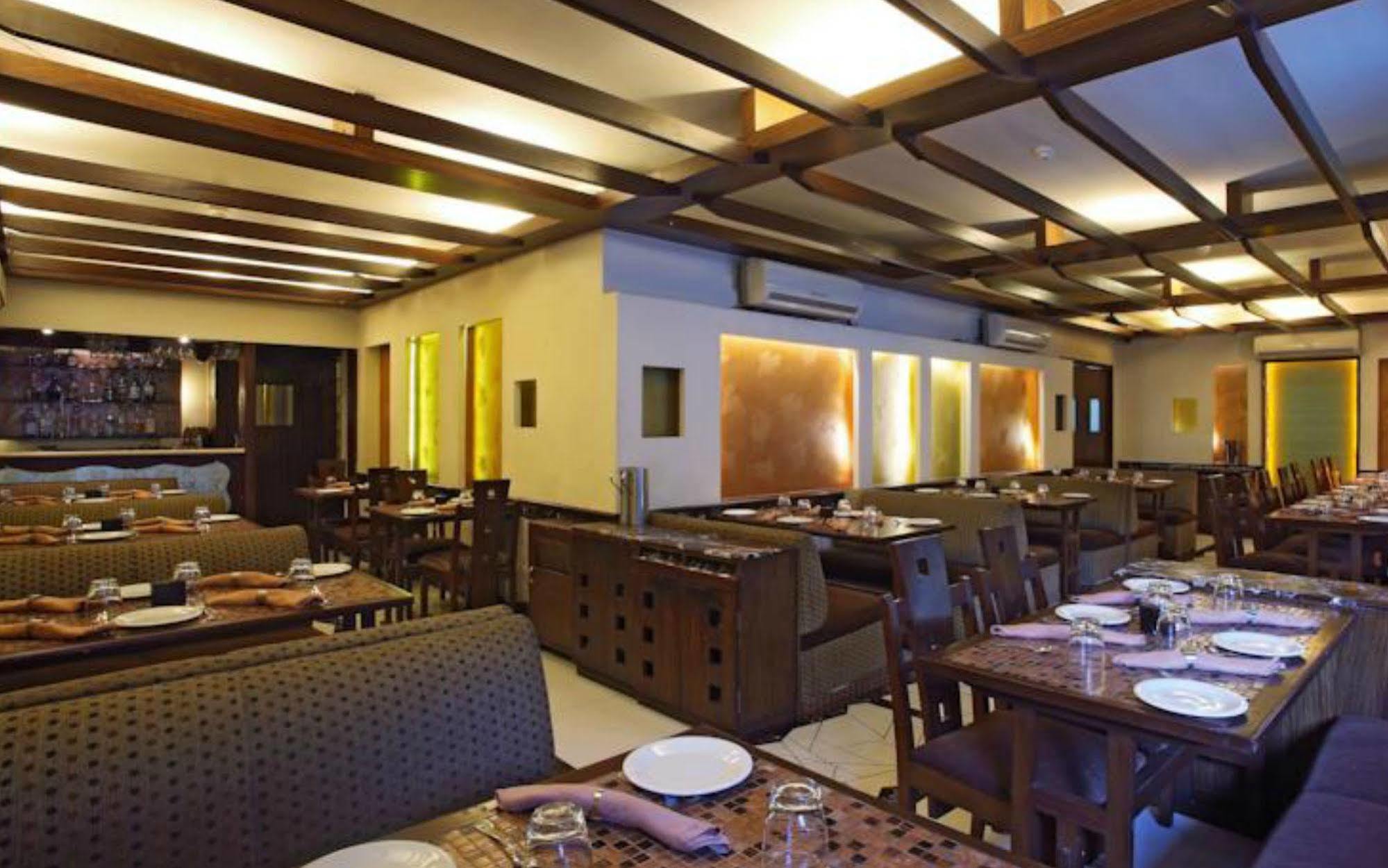 Fabhotel Shubhangan - Nr Bandra Mumbai Eksteriør bilde