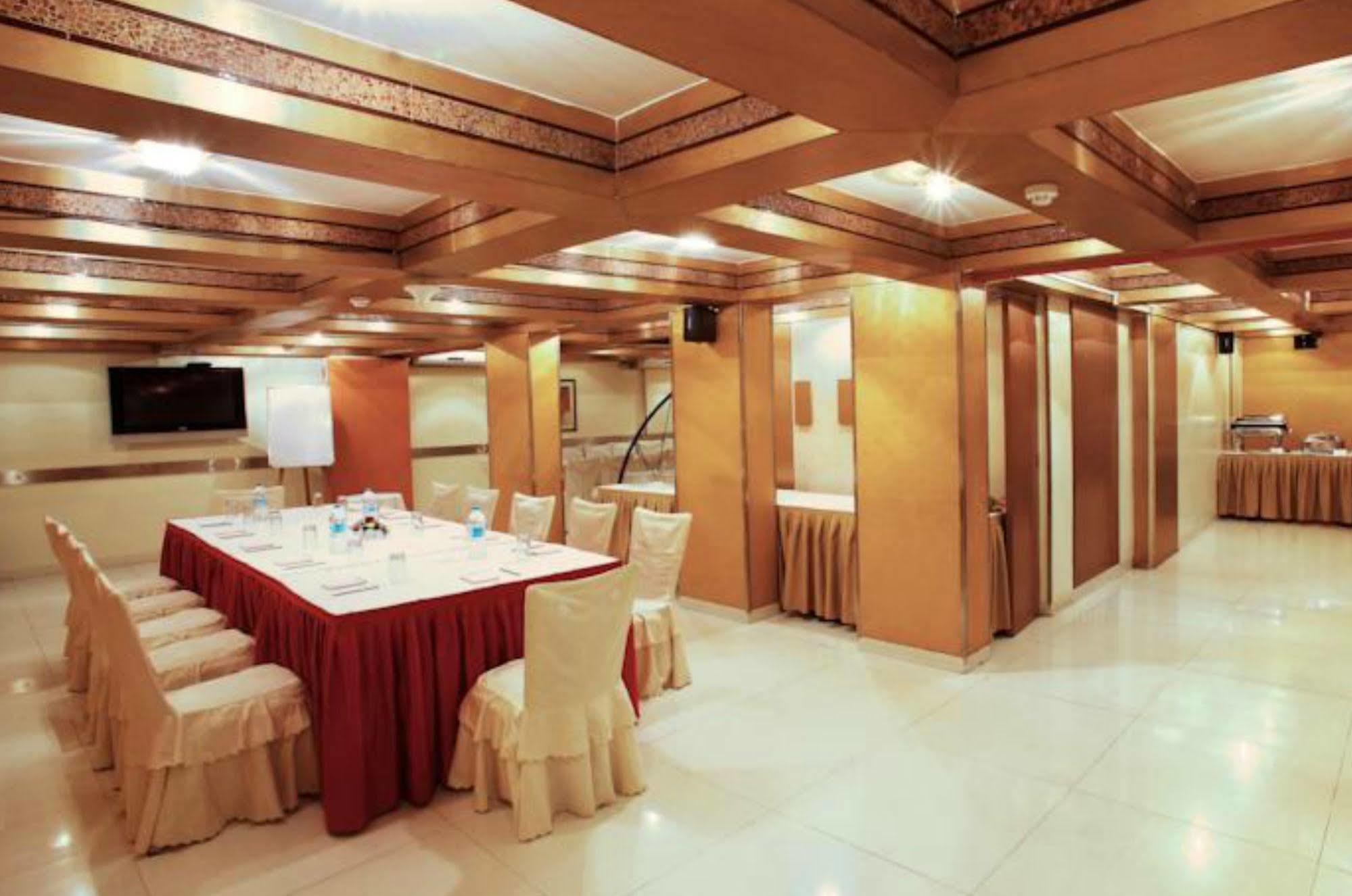 Fabhotel Shubhangan - Nr Bandra Mumbai Eksteriør bilde