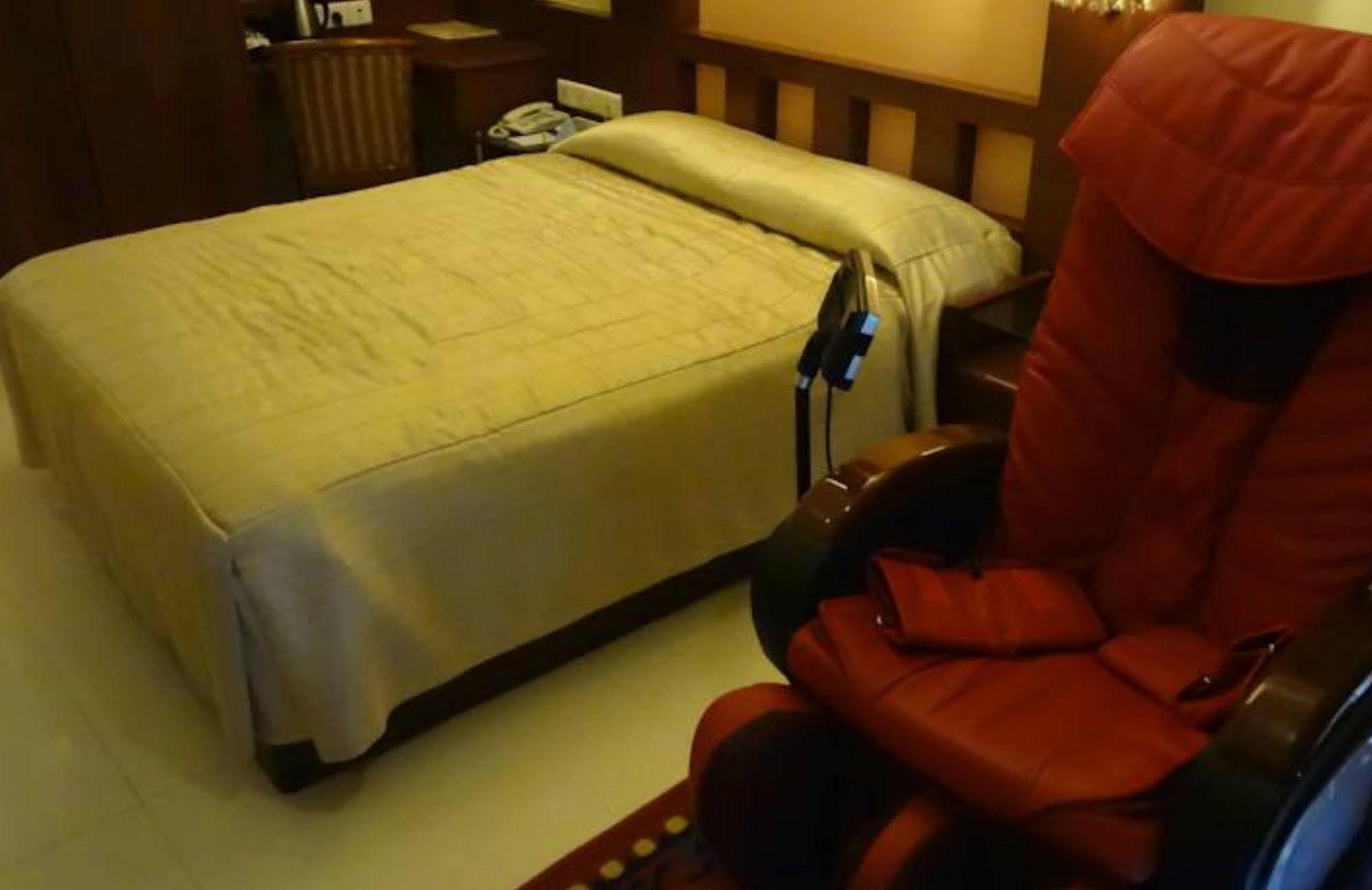 Fabhotel Shubhangan - Nr Bandra Mumbai Eksteriør bilde